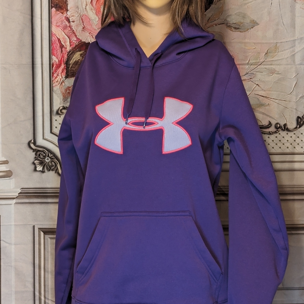 Under Armour Large Purple Pre-owned Hoodie with kangaroo pocket